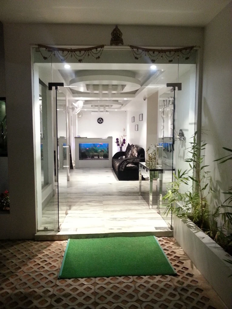 Hotel Airport.webp